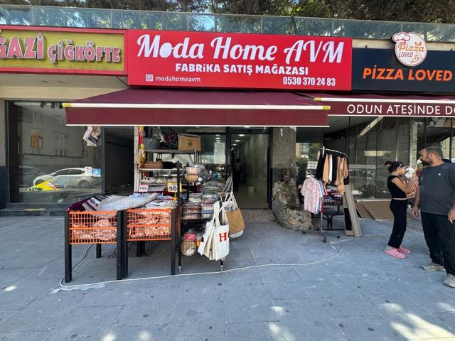 Uğur Mumcu Mah. De Satılık 140m2 Cadde Üstü Kupon Dükkan