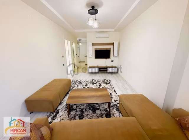 Çarşı Merkezde Kiralık 1 + 1 Eşyalı Rezidans 1