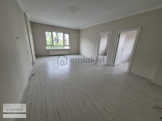 Etimesgut Beledıyesının Karsısında Kiralık Daire 1