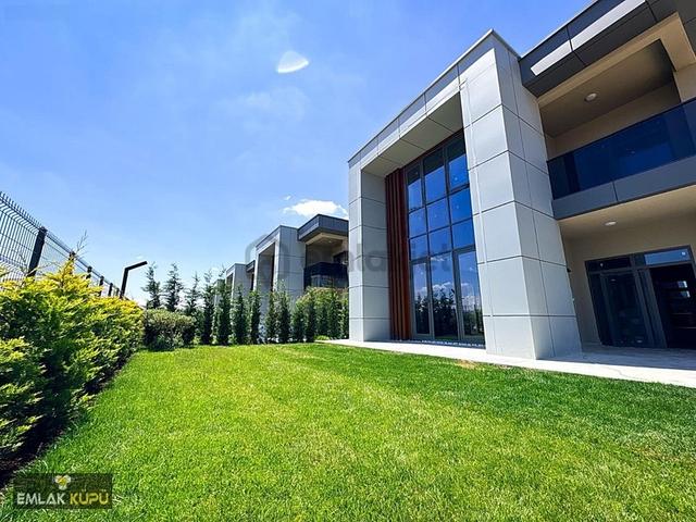Bağlıcada Prestijin Mimarinin Ve Lüksün Buluştuğu Özel Bir Yaşam 1