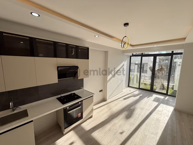 Güre Merkez’de Satılık Yatay Mimari Bahçe Kullanımlı 2+1 Daire 1