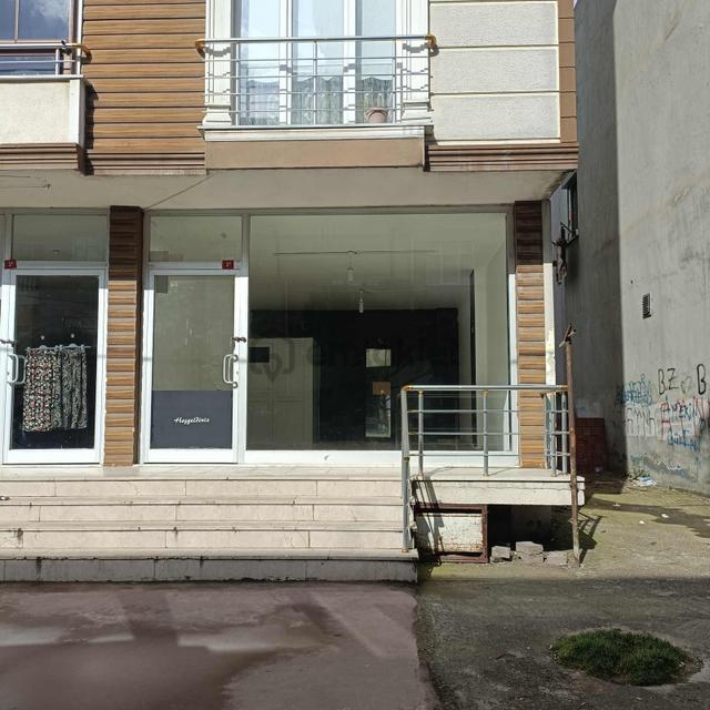 Satılık Krediye Uygun İskanlı Dükkan 1