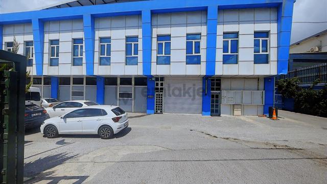 Haraççı Merkezde 1750 M2 Düz Giriş Fabrika Katı 1