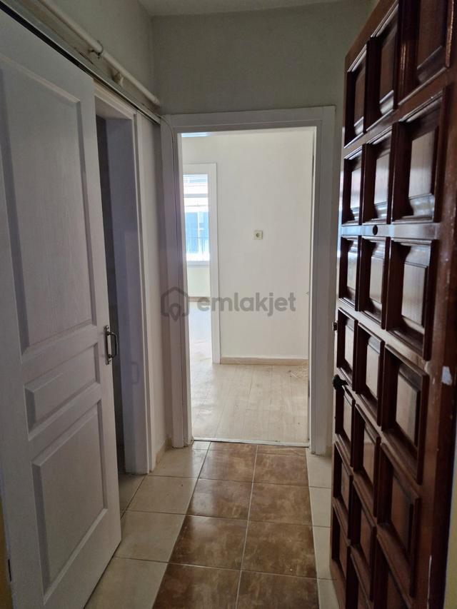 Üsküdar Zeynep Kamil Hastanesi Yakını Fırsat 2+1 Kiralık Daire 1