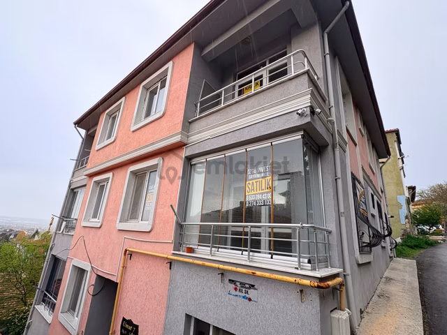Fırsat... Özgü Invest'ten 30 Ağustos'da Yapılı 2+0 Daire 1