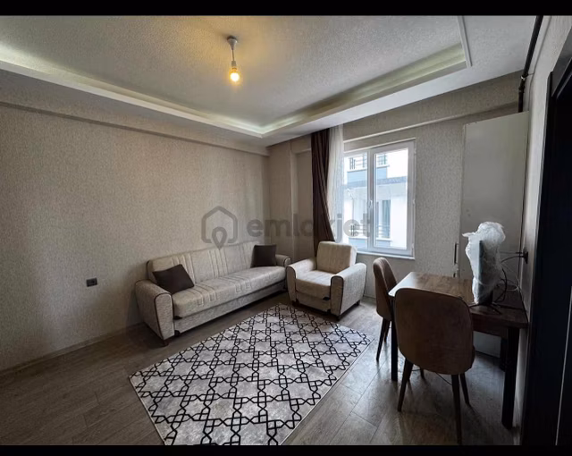 Ünıversıte Cıvarı Eşyalı Satılık 1 + 1 1
