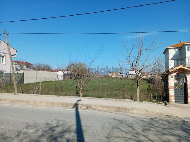 Ege Gayrimenkul'den Beycilerde Cadde Cepheli Arsa 1