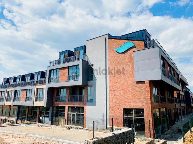 Cash'ten İzmit Boulevard Kabaoğlu'nda 1+1 Kiralık Çatı Dubleks