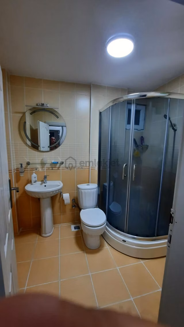 Samsun Atakum Mevlana Mahallesi'nde Asansörlü 4.kat 4+1 Kiralık Daire 1