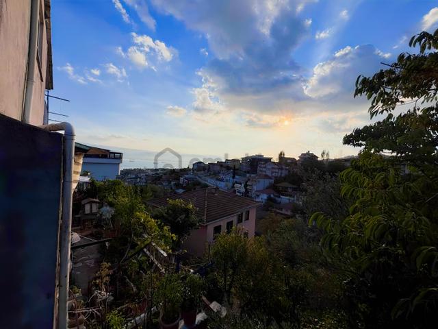 İzmit Turgutta Deniz Manzaralı Satılık 321 M² Arsa | 2+1 Yapı 1