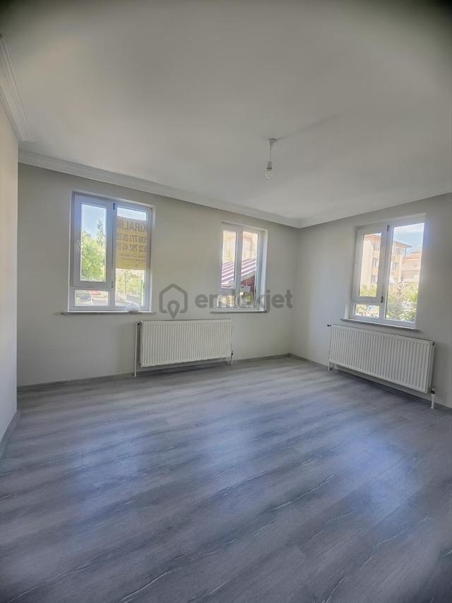 Kiralık 3+1 Sıfırdan Yenilenmiş Konak Mah.de Merkezi Konumda.. 1