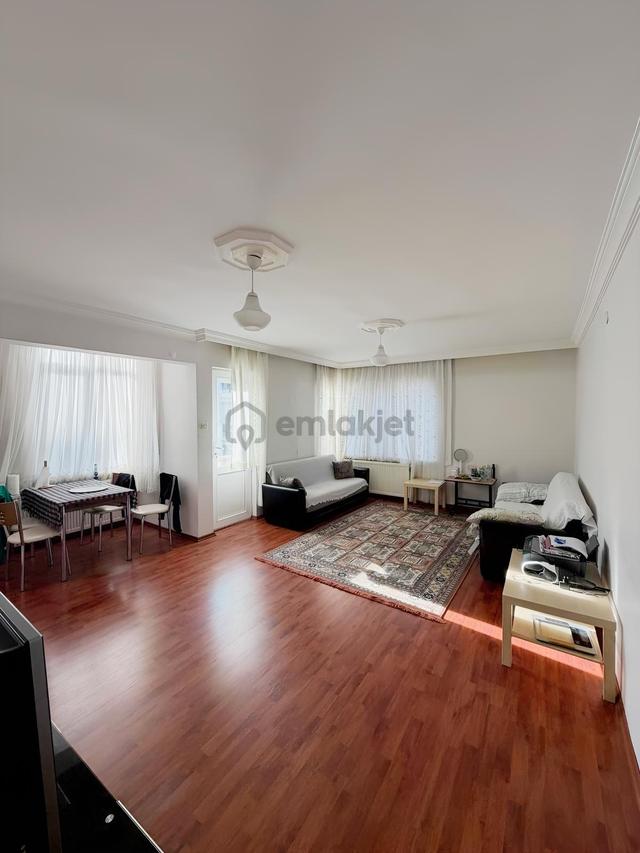 Buluruzdan Edirne Kocasinan Mahallesinde Satılık 1+1 Daire 1