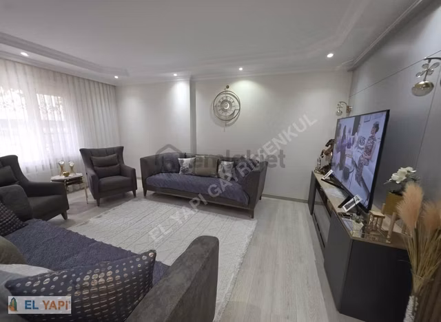 Florya Basınköy 3+1 Giriş Kat Lüks Daire 1