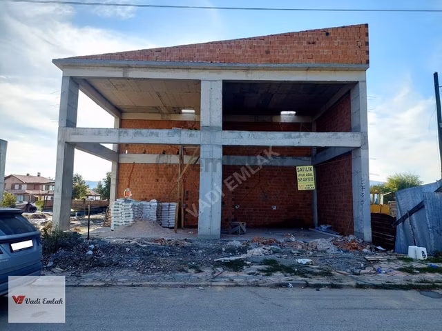 Vadi Emlak'tan Sanayide Cadde Üzeri Satılık Sıfır Dükkan 1