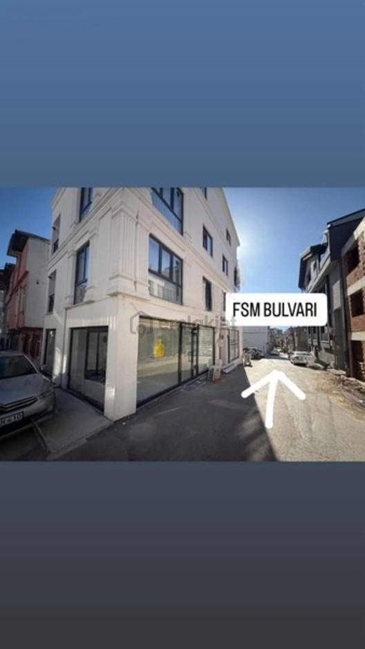 Fsm 21. Noterin Tam Üstünde Hastanenin Arkasında 1