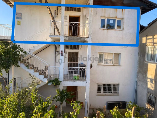 Sivas Divriği Ahmetpaşa Mahallesi’nde Merkezi Lokasyonda Kiralık 2+1 Daire 1