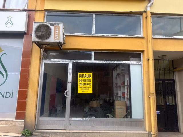 İnanç Emlaktan Hacımiktadda Malpazarı Mevkinde Kiralık 90 M2 Dükkan 1