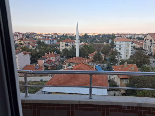 Daglı Emlaktan Gazi Mahallesinde 1