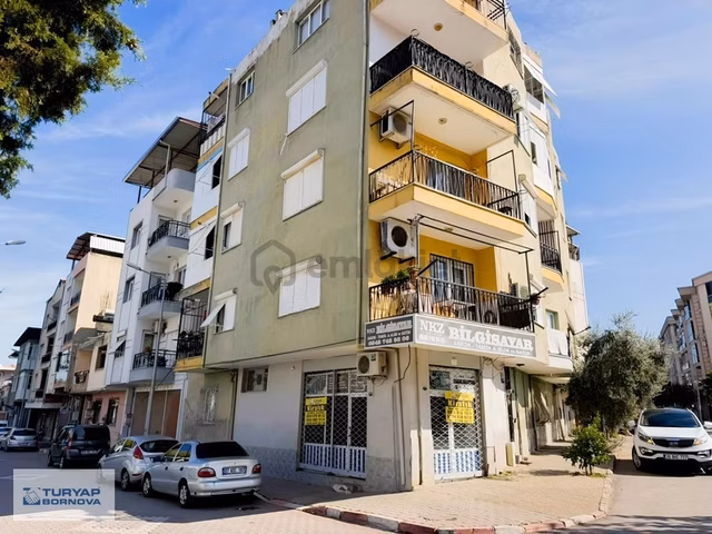 Armutlu Merkezde Köşe Konumda Kiralık 50 M2 İş Yeri 1