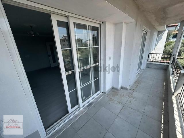 Tuana Gayrimenkul'den Toparlarda Kiralık 4+1 Daire 1