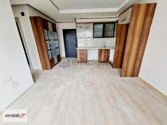 Akdeniz'de Havuzlu Sitede Kiralık 2+1 Lüks Daire 1