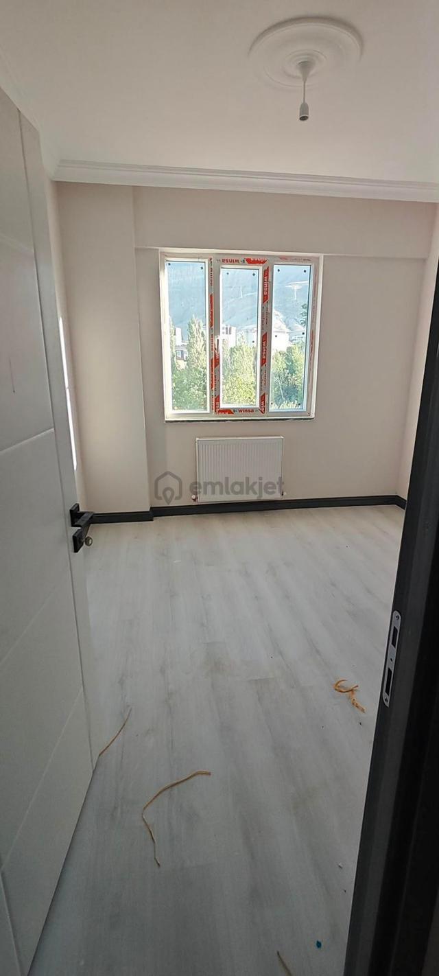 Acil Satılık Darende Nin En Nezih Ve Güzel Yerinde Sıfır Daire 1