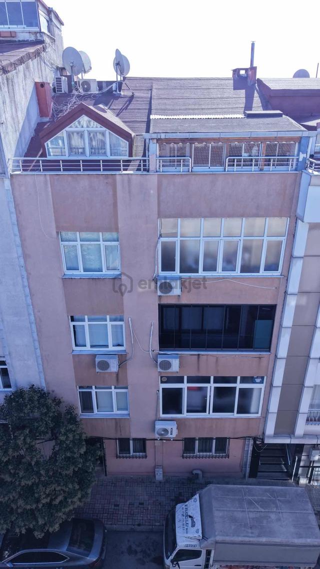 Yıldırım Mahallesinde Metroya Yürüyüş Mesafesinde Satılık Bina 1