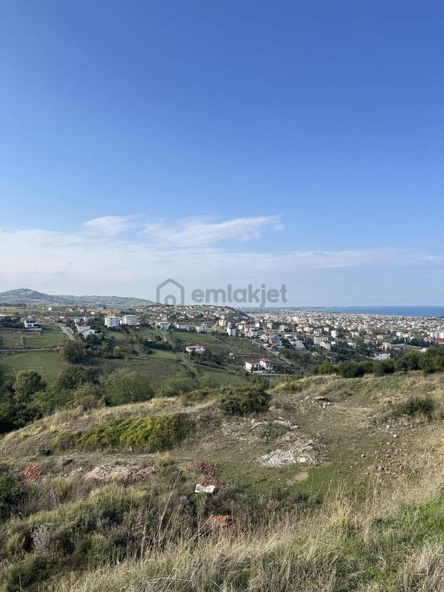 Şehrin Gürültüsünden Uzak, Manzaraya Komşu 384 M² Arsa 1