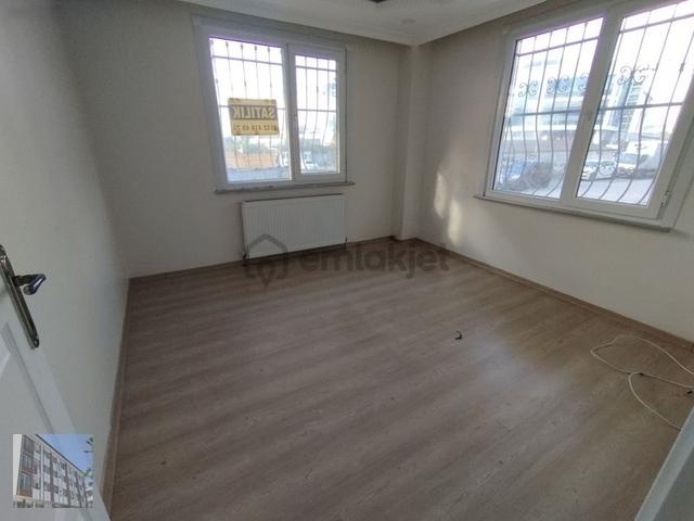 Satılık Daire 2+1 Yüksek Giriş, Esenyurt. Selahaddin Eyyübi Mah 1