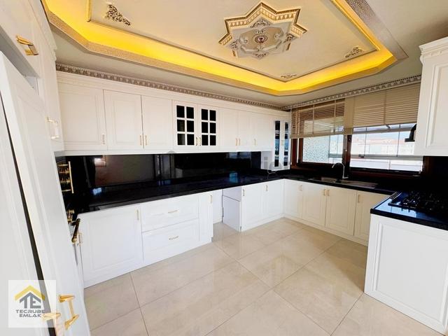 Alptekin Sitesi İçerisinde Emsalsiz ! 4+1 Ultra Lüks Özel Mimari 1