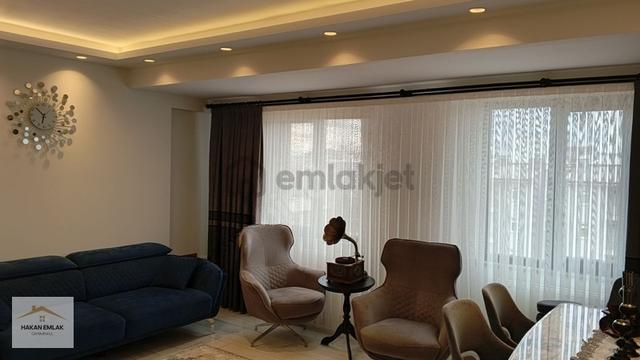 Hakan Emlaktan Hastane Bölgesi 4+1 Lüxx Satılık Ara Kat Daire 1