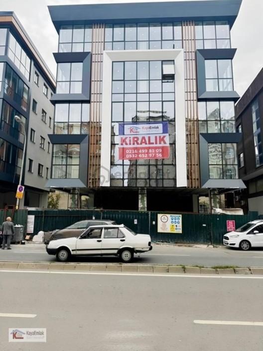 Tavukçuyolu'nda Kurumsal Firmalara Kiralık Sıfır Dükkan