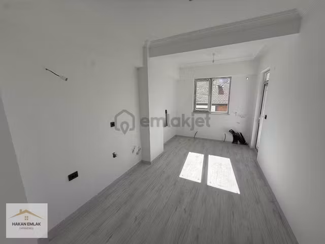 Hakan Emlak'tan Kapaklı'da Satılık Daire! 1