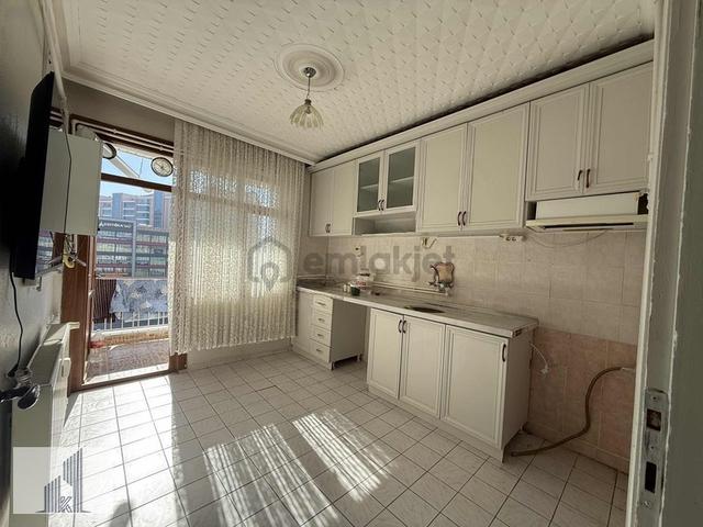Kadir Dikici'den Çevreyolu Caddesi 2+1 Çatı Katı Kiralık Daire 1