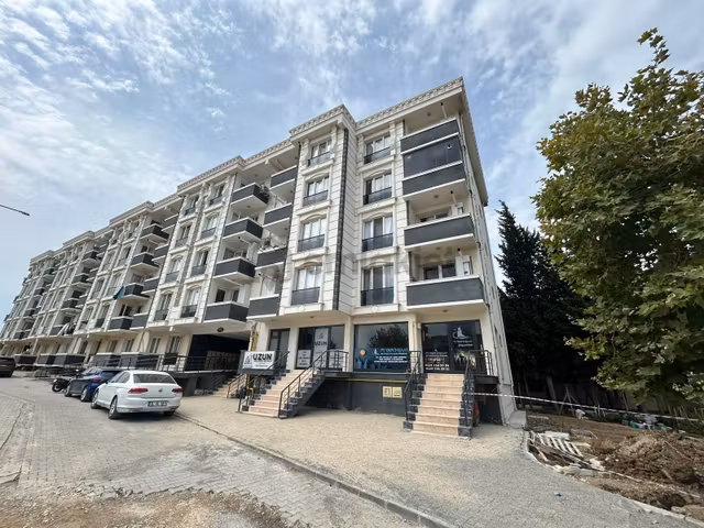 Aydınlık Ve Kullanışlı 1+1 Daire 1