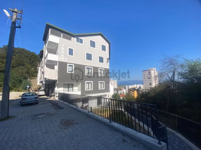 Sahibinden Meslek Lisesi Karşısı 1+1 Daire 1