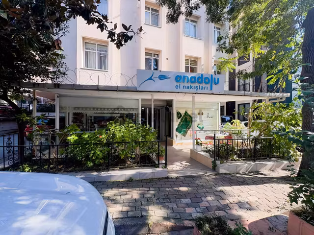 Önem'den İstanbulun Göbeği Altunzade De Yatırımlık Depolu Dükkan 1