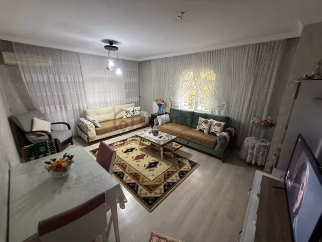 Arıkoğullarından Uğur Mumcu Mah Seçkinler Sitesi 3+1 130m2 1
