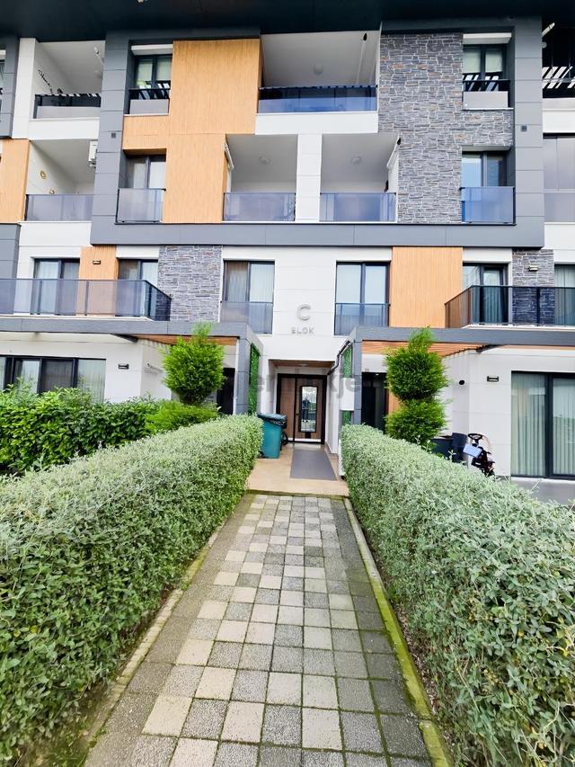 Akyol Vista Sitesinde Özel Bahçeli Satılık 3+1 Dubleks Daire 1