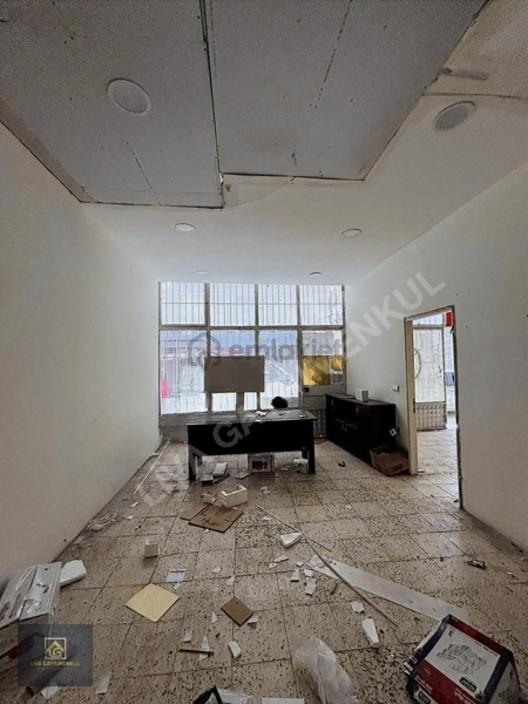 Lıva'dan Çamlıpınarda Kiralık Dükkan 1