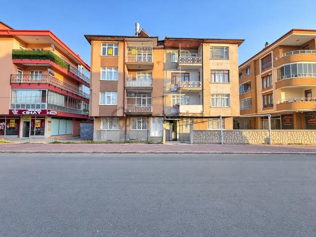 Fatih Işıklar Mahallesinde Yabancıya Uygun 4+1 Kiralık Daire 1