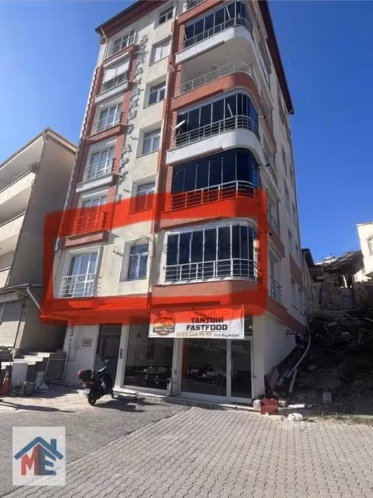Ulukışla Merkez Satılık 3+1 Kaloriferli Daire 1
