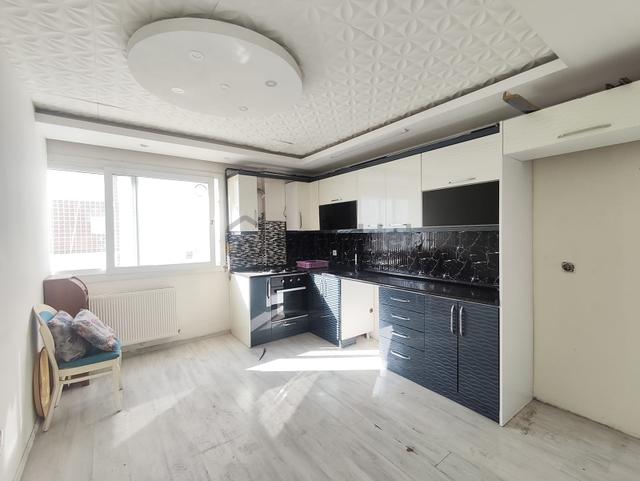 Adana Koop'ta,4.kat,doğalgazlı,3+1,kapalı Mut.kiralık Daire 1