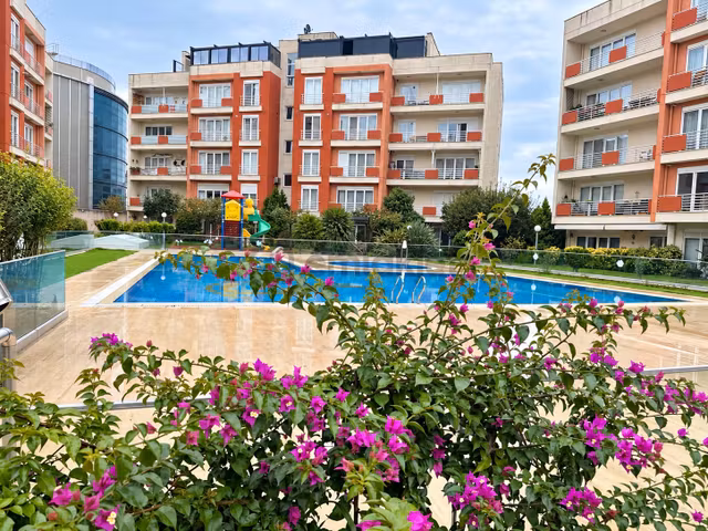 Sancaktepe | Sultanlar Karat Sitesi'nde Geniş 2+1 Kiralık Daire 1