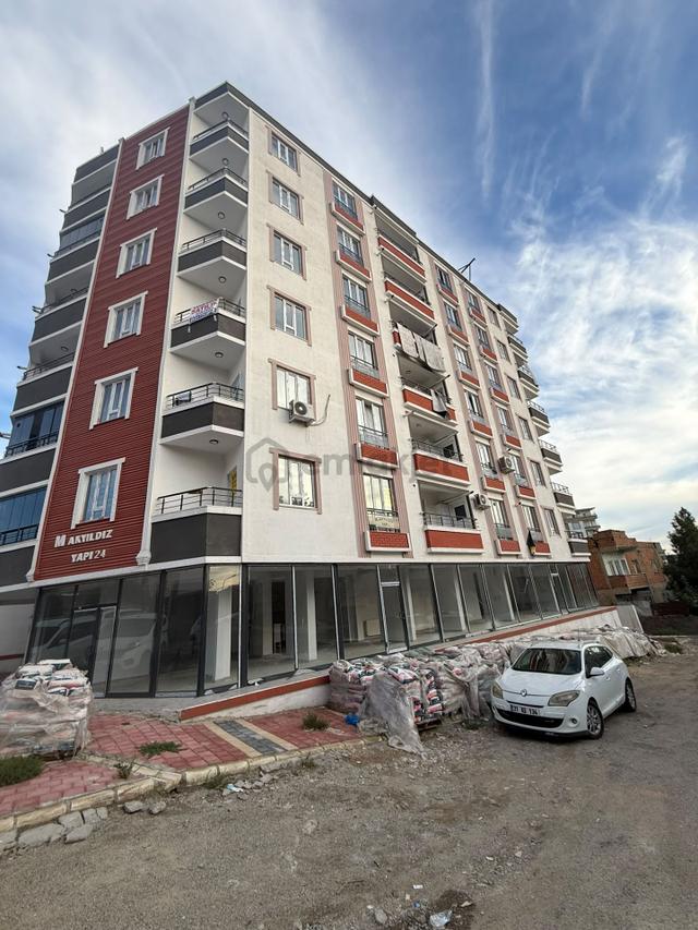 Şimşek Emlaktan Satılık Daire Merkezi Konumda 1