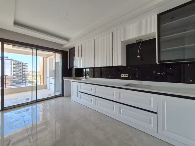 Esenler Mah. Cadde Üzeri İşyapar'dan Sıfır 4+1 Lüks Daire 1