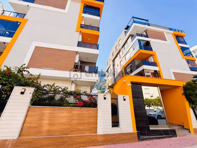 Konyaaltı Hurma'da Yabancı Satışına Uygun Satılık 2+1 Daire 1