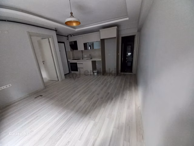 Emlak Buraya/buca Dicle Mahallesinde Kiralık 1+1 Lüks Daire 1