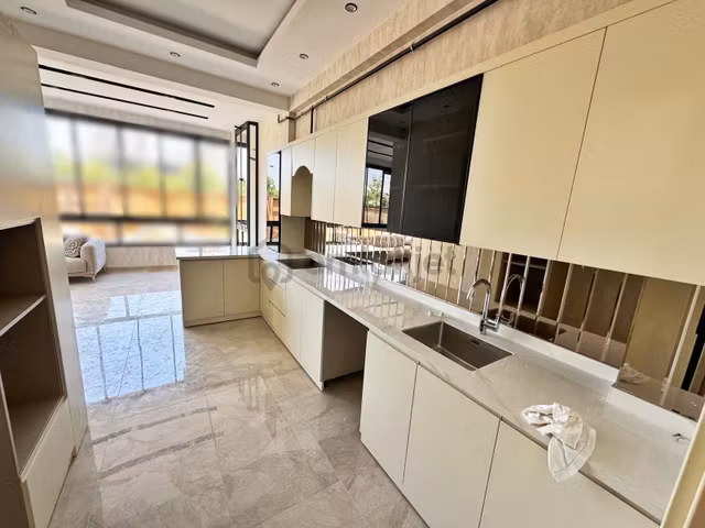 Karacaahmet2'de Park Karşısı Merkezi Lokasyon Kat Seçnkli.2.5+1 1