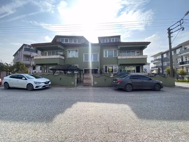 Enya'dan Uzun Mustafa Mah. Müstakil Tadında Kiralık 3+1 Daire 1